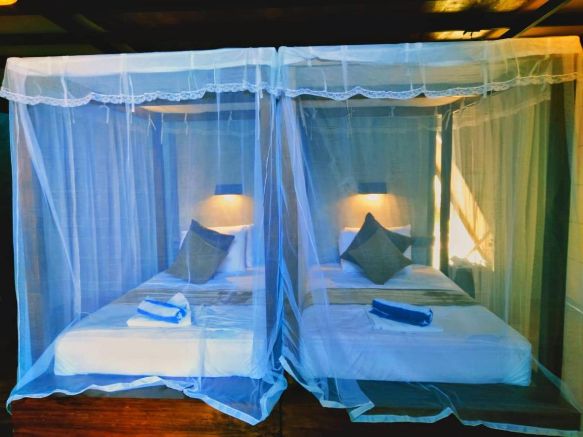 Kottawatta River Bank Resort Udawalawe Esterno foto