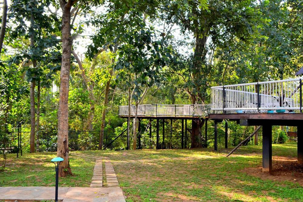 Kottawatta River Bank Resort Udawalawe Esterno foto